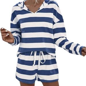 Womens Sweatsuits 2 Piece Set Long Sleeve Hoodie Drawstring Shorts Trendy set